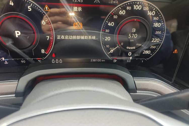 Used Volkswagen Touareg 2019 2.0 TSI Ruiyi Edition China V Standard Odometer Close Up