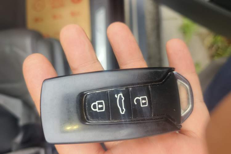 Used Volkswagen Touareg 2019 2.0 TSI Ruiyi Edition China V Standard Vehicle Key