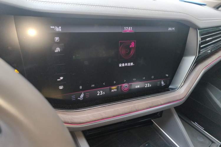 Used Volkswagen Touareg 2019 3.0 TSI RuiFeng Edition China V Standard Audio And AC Panel