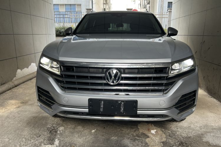Used Volkswagen Touareg 2019 2.0 TSI Ruiyi Edition China V Standard Exterior 1