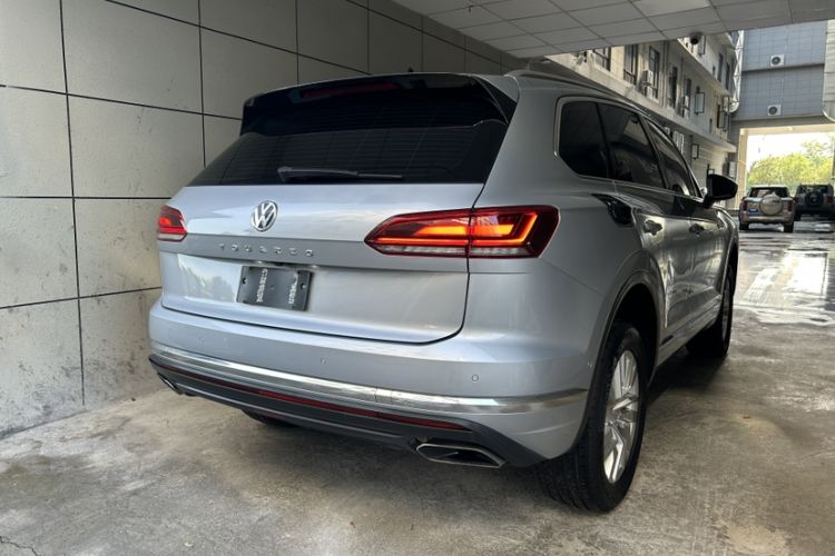 Used Volkswagen Touareg 2019 2.0 TSI Ruiyi Edition China V Standard Exterior 4