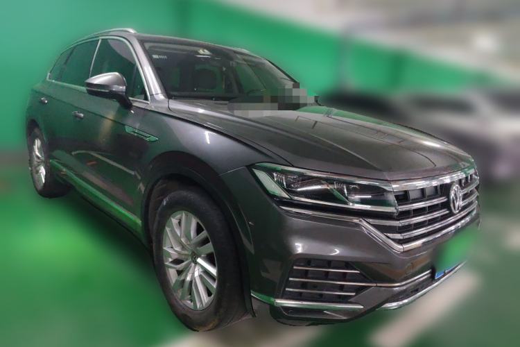 Used Volkswagen Touareg 2019 2.0TSI Ruiyi Edition China VI Standard Front Right 45 Deg