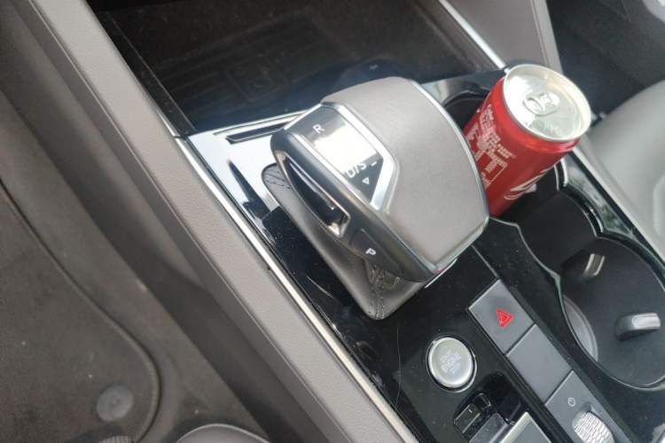 Used Volkswagen Touareg 2019 3.0 TSI RuiFeng Edition China V Standard Gear Lever
