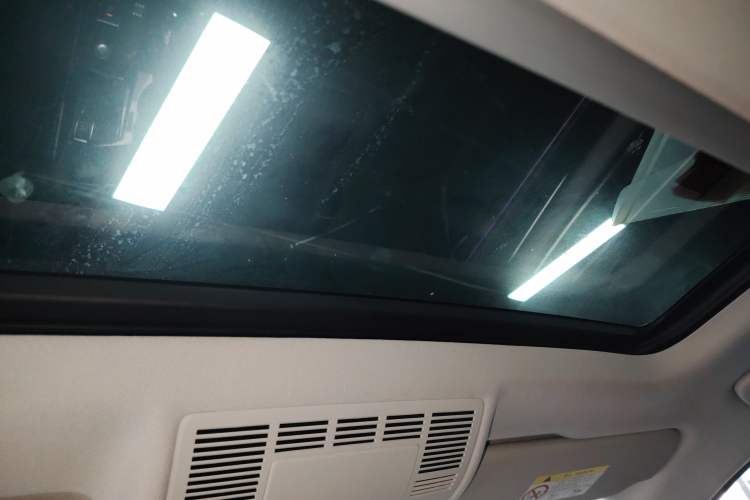Used Volkswagen Touareg 2019 2.0 TSI Ruiyi Edition China V Standard Headliner