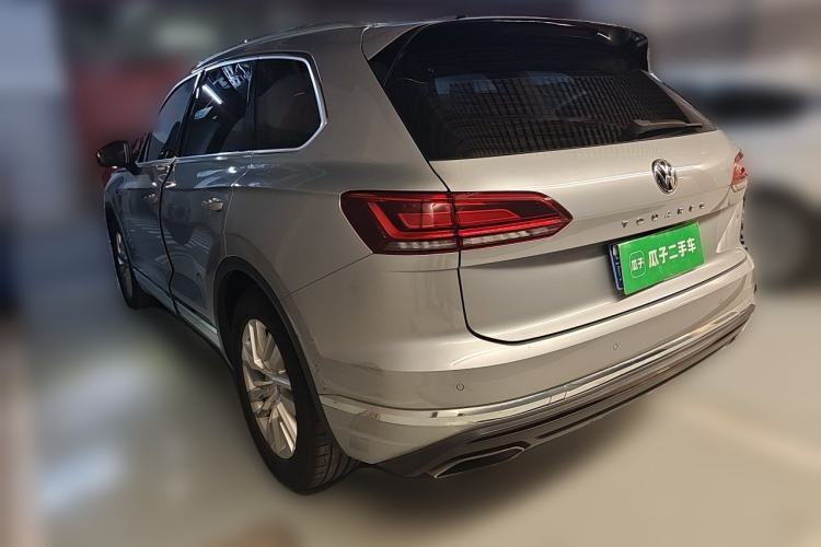 Used Volkswagen Touareg 2019 2.0 TSI Ruiyi Edition China V Standard Rear Left 45 Deg