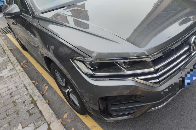 Used Volkswagen Touareg 2019 3.0 TSI RuiFeng Edition China V Standard Right Front Headlight