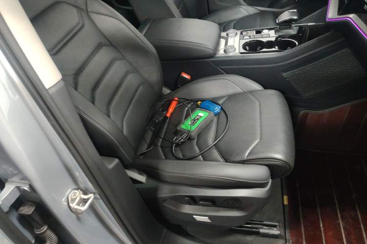 Used Volkswagen Touareg 2019 2.0 TSI Ruiyi Edition China V Standard Right Front Seat