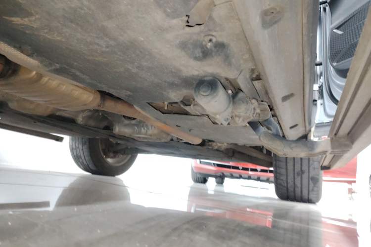 Used Volkswagen Touareg 2019 2.0 TSI Ruiyi Edition China V Standard Right Side Sill