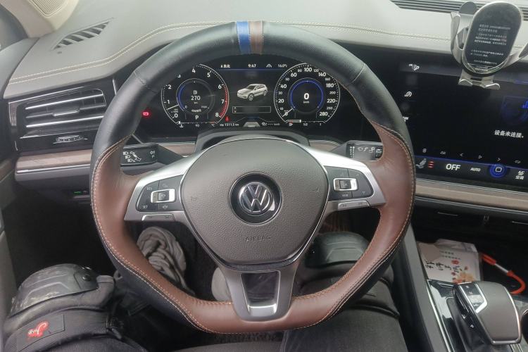 Used Volkswagen Touareg 2019 3.0 TSI RuiFeng Edition China VI Standard Steering Wheel