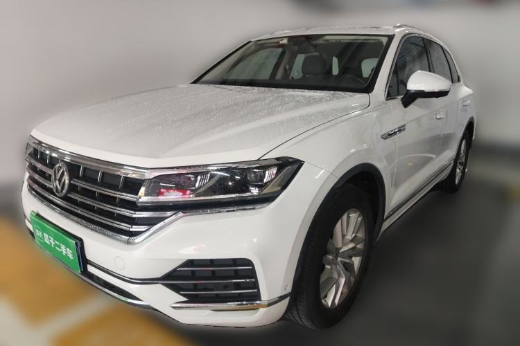 Used Volkswagen Touareg 2019 2.0 TSI Ruiyi Edition China V Standard Guazi used car, China used car export, Used car for sale, Used cars, Cheapest cars for sale
