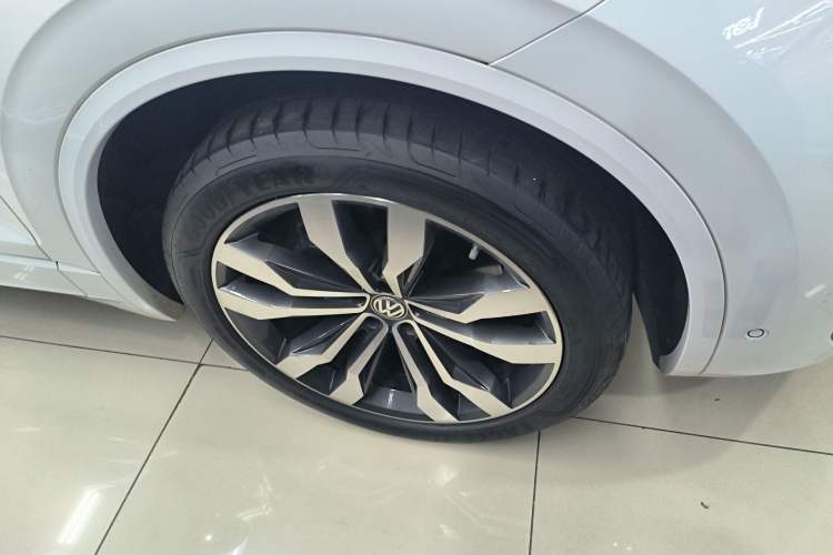 Used Volkswagen Touareg 2019 3.0 TSI RuiFeng Edition China V Standard Exterior 7