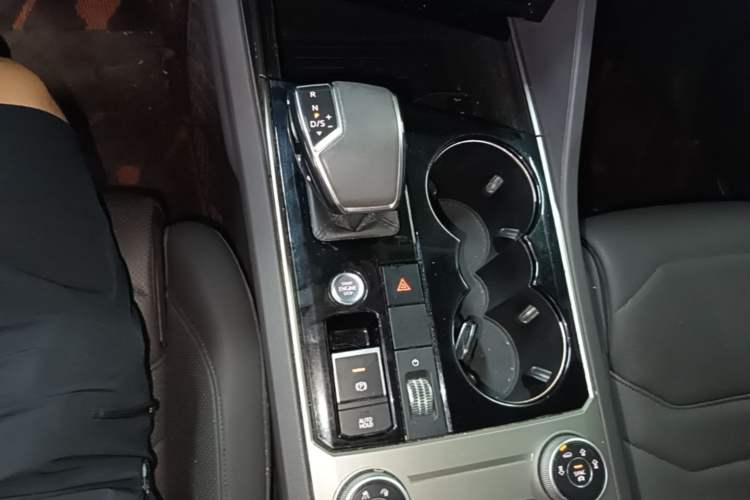 Used Volkswagen Touareg 2019 2.0 TSI Ruiyi Edition China V Standard Gear Lever