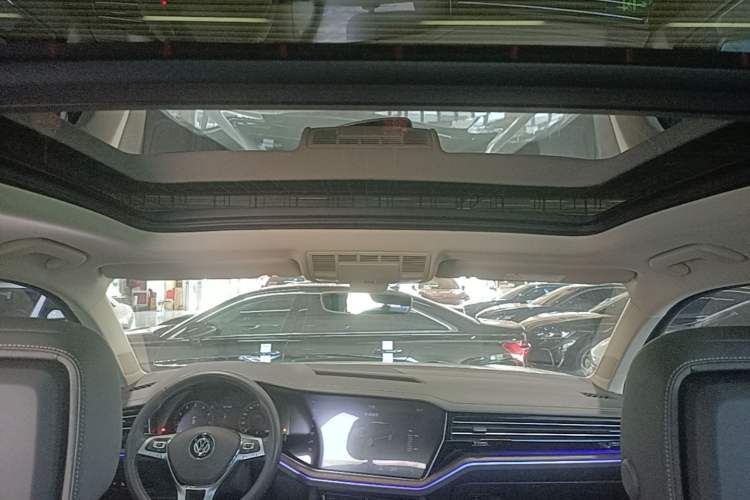 Used Volkswagen Touareg 2019 2.0 TSI Ruiyi Edition China V Standard Headliner