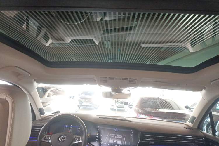 Used Volkswagen Touareg 2019 3.0 TSI Advanced Version China V Standard Headliner