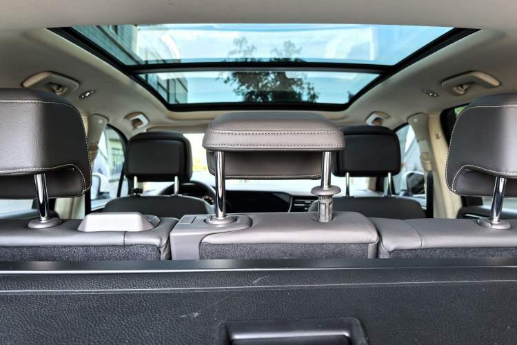 Used Volkswagen Touareg 2019 2.0 TSI Ruiyi Edition China V Standard Interior 2