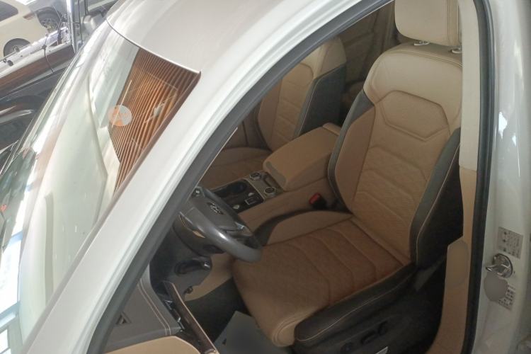 Used Volkswagen Touareg 2019 3.0 TSI Advanced Version China V Standard Left Front Seat