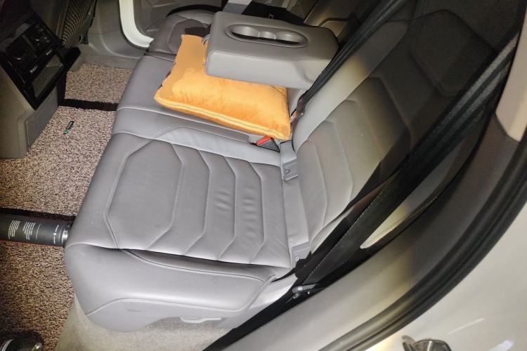 Used Volkswagen Touareg 2019 2.0 TSI Ruiyi Edition China V Standard Left Rear Seat