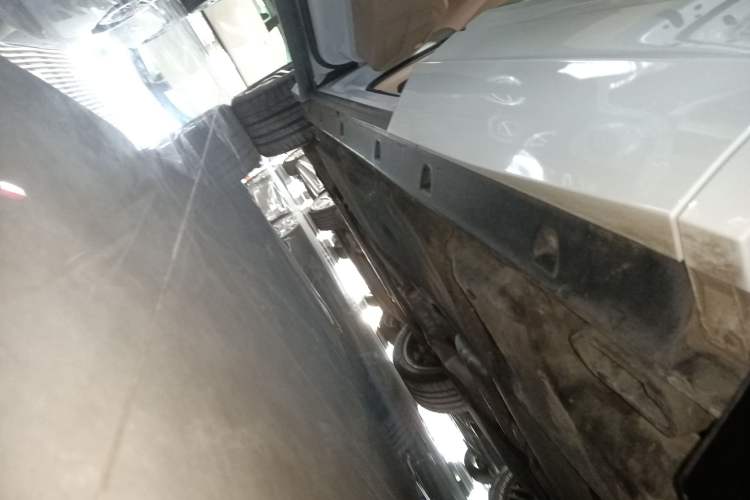 Used Volkswagen Touareg 2019 3.0 TSI Advanced Version China V Standard Left Side Sill