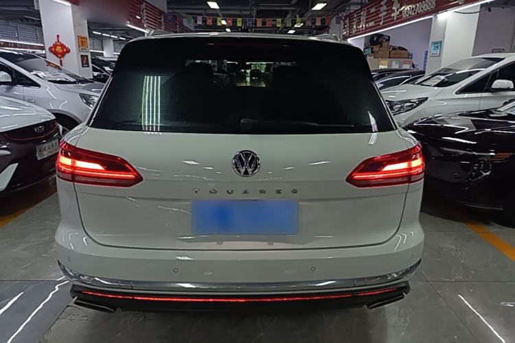 Used Volkswagen Touareg 2019 2.0 TSI Ruiyi Edition China V Standard Rear