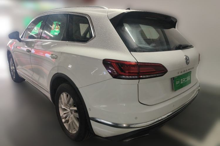 Used Volkswagen Touareg 2019 2.0 TSI Ruiyi Edition China V Standard Rear Left 45 Deg