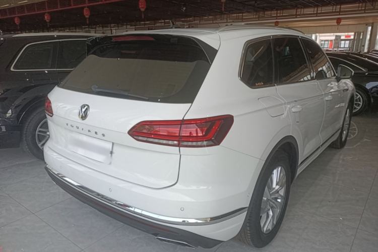 Used Volkswagen Touareg 2019 2.0 TSI Ruiyi Edition China V Standard Rear Right 45 Deg
