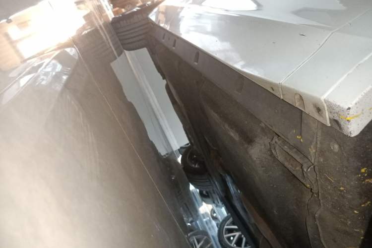 Used Volkswagen Touareg 2019 3.0 TSI Advanced Version China V Standard Right Side Sill