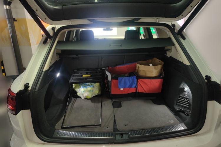Used Volkswagen Touareg 2019 2.0 TSI Ruiyi Edition China V Standard Trunk