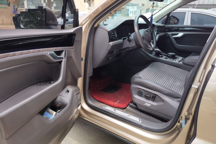 Used Volkswagen Touareg 2019 2.0 TSI Ruiyi Edition China V Standard Driver Seat