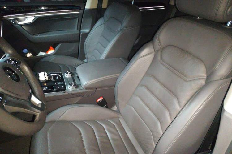 Used Volkswagen Touareg 2019 3.0 TSI RuiFeng Edition China V Standard Left Front Seat