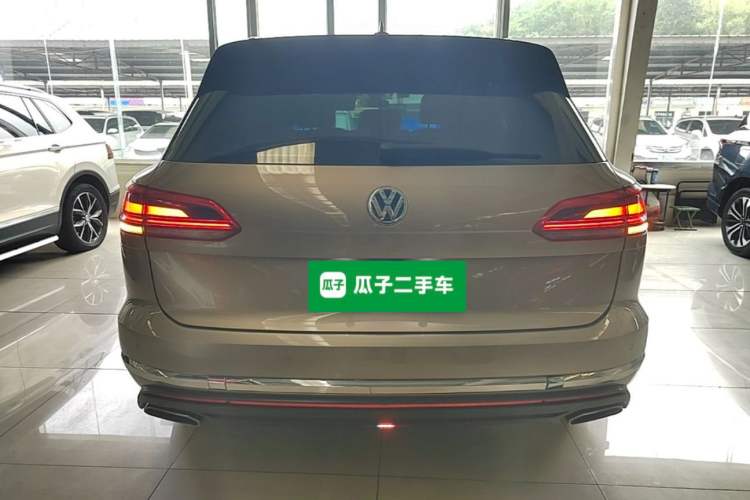 Used Volkswagen Touareg 2019 2.0 TSI Ruiyi Edition China V Standard Rear