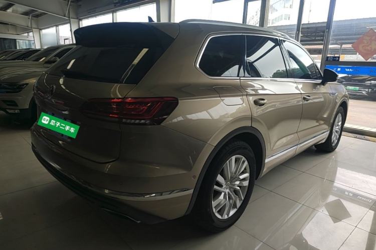 Used Volkswagen Touareg 2019 2.0 TSI Ruiyi Edition China V Standard Rear Right 45 Deg