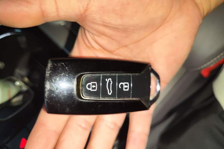 Used Volkswagen Touareg 2019 3.0 TSI RuiFeng Edition China V Standard Vehicle Key