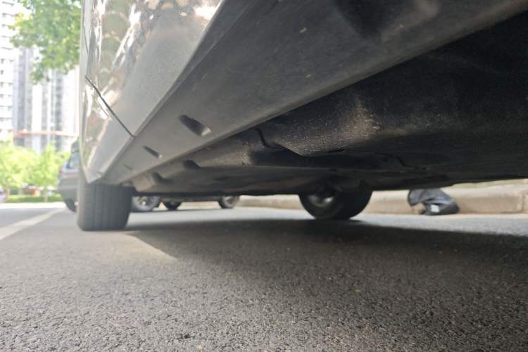 Used Volkswagen Touareg 2020 2.0 TSI RuiShang Edition China VI Standard Chassis Rear Left