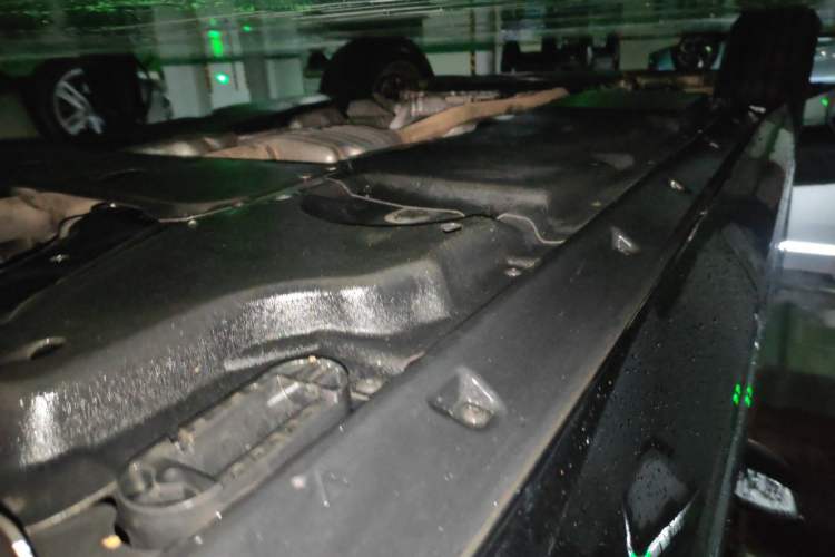Used Volkswagen Touareg 2020 2.0 TSI RuiShang Edition China VI Standard Chassis Rear Left