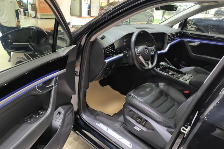 Used Volkswagen Touareg 2020 2.0 TSI RuiShang Edition China VI Standard Driver Seat
