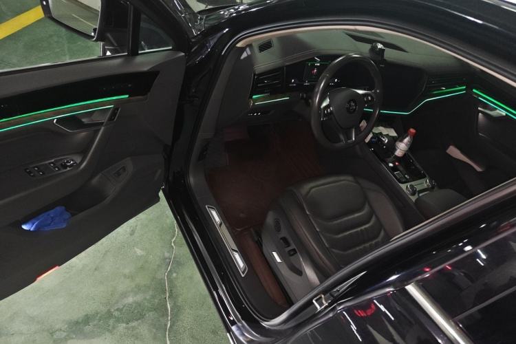 Used Volkswagen Touareg 2020 3.0 TSI Luxury Edition China VI Driver Seat