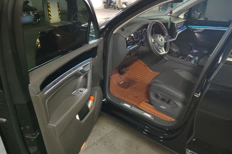 Used Volkswagen Touareg 2020 2.0 TSI RuiShang Edition China VI Standard Driver Seat