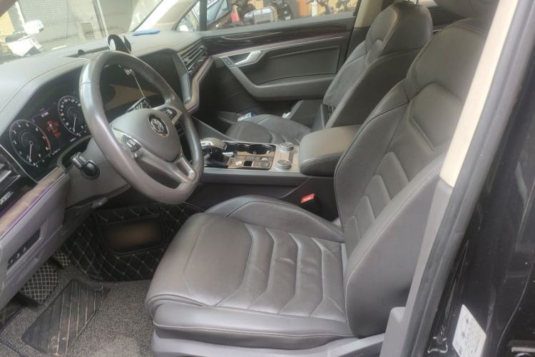 Used Volkswagen Touareg 2020 2.0 TSI RuiShang Edition China VI Standard Driver Seat
