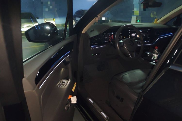 Used Volkswagen Touareg 2020 2.0 TSI RuiShang Edition China VI Standard Driver Seat