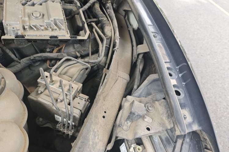 Used Volkswagen Touareg 2020 2.0 TSI RuiShang Edition China VI Standard Engine Bay Left