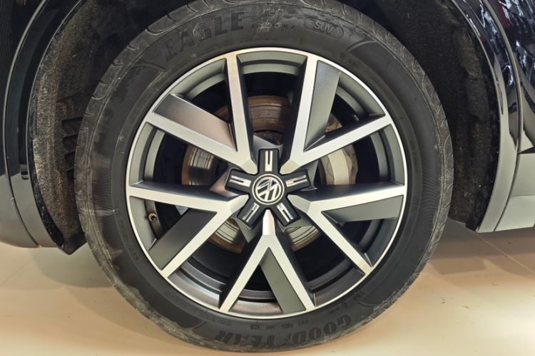 Used Volkswagen Touareg 2020 3.0 TSI Luxury Edition China VI Exterior 2