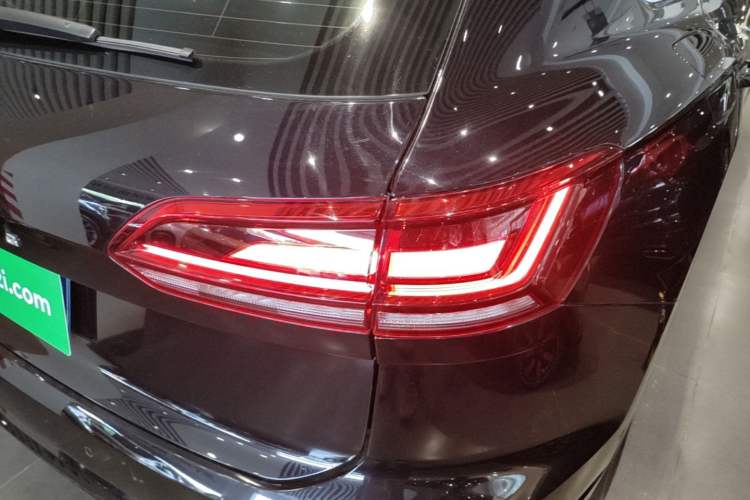 Used Volkswagen Touareg 2020 2.0 TSI RuiShang Edition China VI Standard Exterior 3