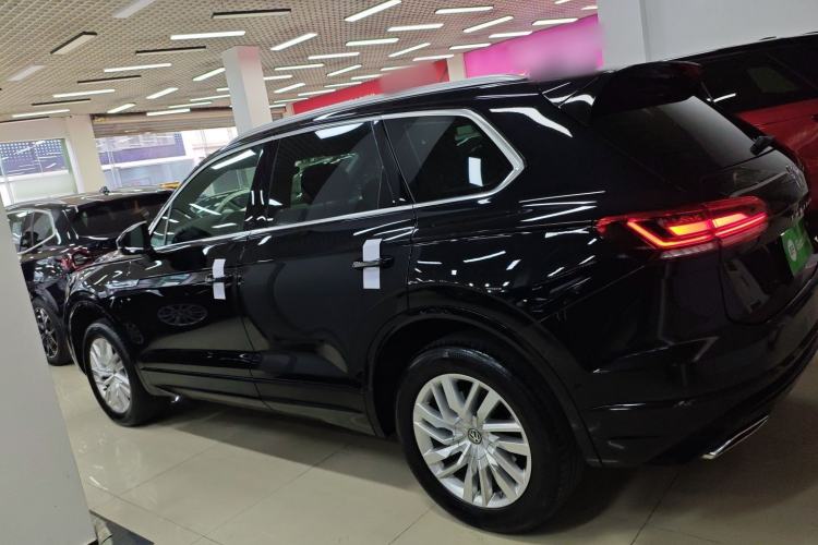 Used Volkswagen Touareg 2020 2.0 TSI RuiShang Edition China VI Standard Exterior 3