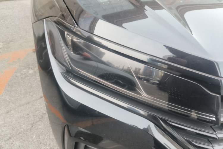 Used Volkswagen Touareg 2020 2.0 TSI RuiShang Edition China VI Standard Exterior 3