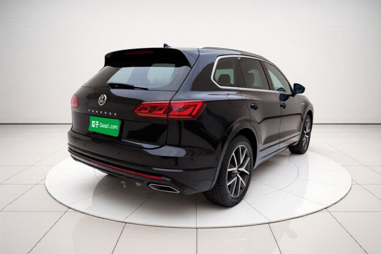 Used Volkswagen Touareg 2020 3.0 TSI Luxury Edition China VI Exterior 5