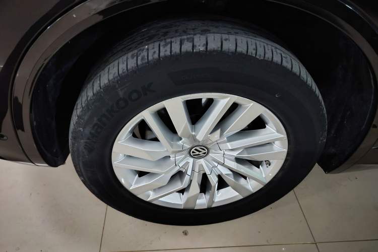 Used Volkswagen Touareg 2020 2.0 TSI RuiShang Edition China VI Standard Exterior 6