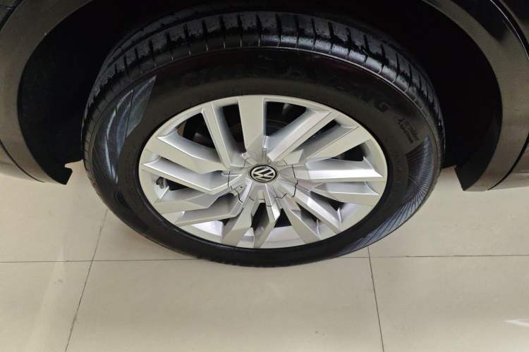 Used Volkswagen Touareg 2020 2.0 TSI RuiShang Edition China VI Standard Exterior 8