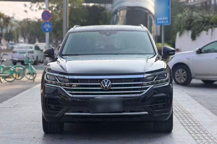 Used Volkswagen Touareg 2020 3.0 TSI Luxury Edition China VI Exterior 9
