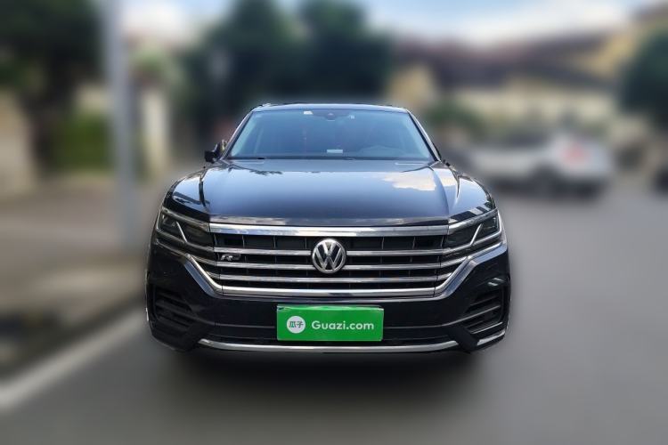 Used Volkswagen Touareg 2020 3.0 TSI Luxury Edition China VI Front