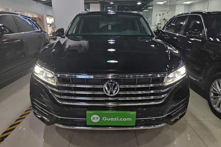 Used Volkswagen Touareg 2020 2.0 TSI RuiShang Edition China VI Standard Front
